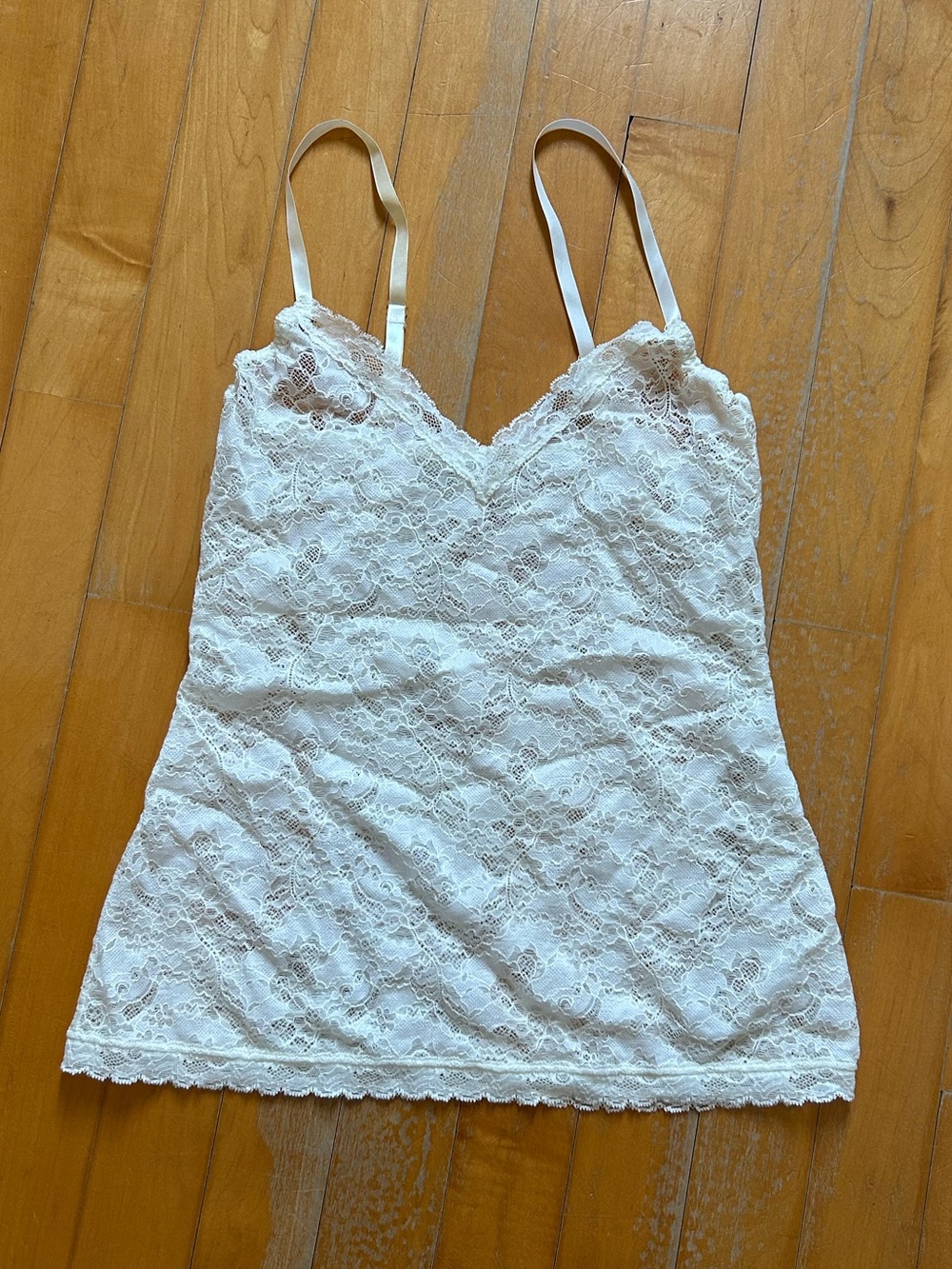 Small Lace Camisole Cami Tank Top in White